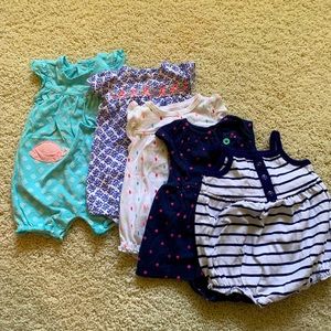 Bundle of newborn bubbles